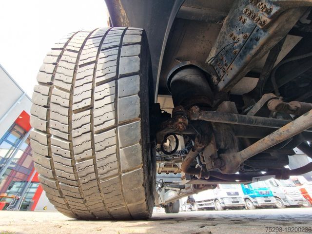 Вантажівка для напоїв IVECO Stralis 420 / Intarder / Ldbw / Lenkachse