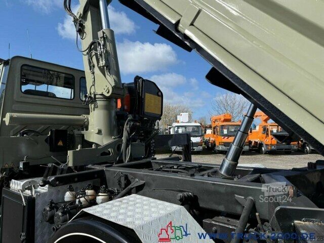 Trójstronna wywrotka Unimog U5000 4x4 Atlas Kran 165.2E 16,5m Höhe + Winde