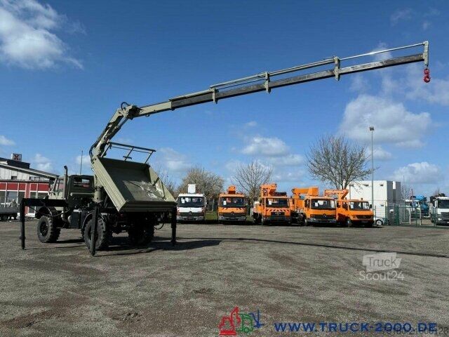 Trójstronna wywrotka Unimog U5000 4x4 Atlas Kran 165.2E 16,5m Höhe + Winde