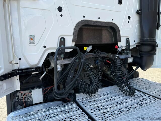 MTS standard Mercedes-Benz Actros 1842 4X2 252.003KM!! Clang stekker Germa...