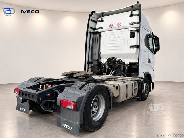 Tracteur routier standard Iveco SWAY 530 TP
