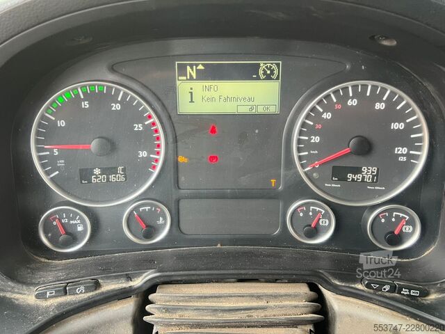 Płaska skrzynia MAN TGS 26.400