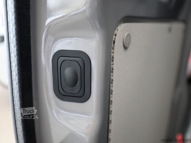 Panelová dodávka VW Transporter Kastenwagen mit L-Trennwand 2,0 l 81 kW TDI 6-Gang Radst.