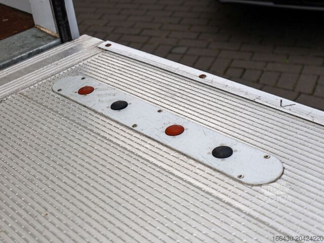 Box van Opel Movano 2.2 Koffer L4 Ladebordwand Klima Kamer