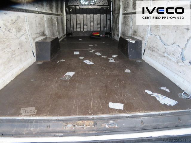 Ван с висока покривка IVECO 35S16A8V
