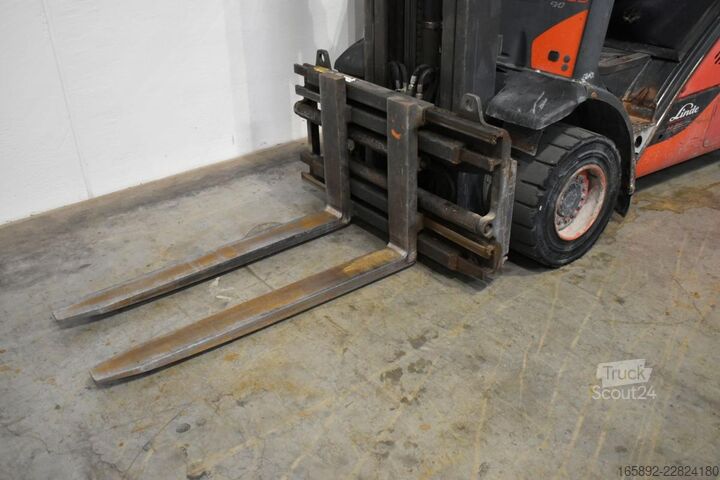 رافعة شوكية Linde H 25 D EVO 392-02
