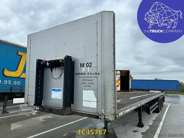 Platform aanhanger Kögel