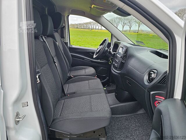 Carrinha de tejadilho alto MERCEDES-BENZ VITO 116 L2 Navi 163Pk Trekh!