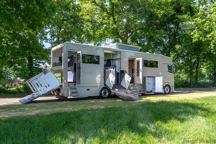 Paarden transport Scania S500  New Scania S500 STX! 6 horses plus living...