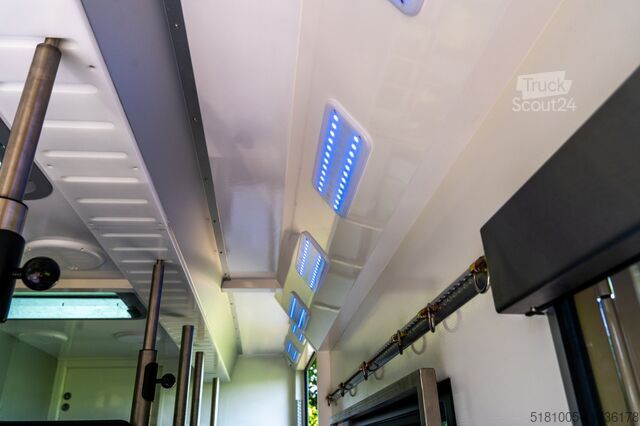 Transport de chevaux Scania S500  New Scania S500 STX! 6 horses plus living...