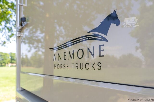 Transport de chevaux Scania S500  New Scania S500 STX! 6 horses plus living...