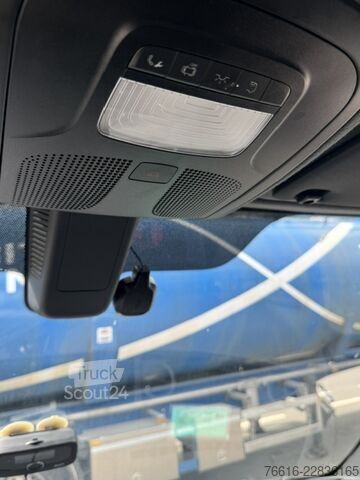 Kastenwagen mit Kofferaufbau Mercedes-Benz Sprinter 317