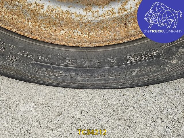 Góndola de cama semirrebajada MOL 