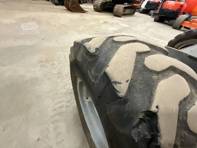 Kloubová teleskopická pracovní plošina Manitou 160 ATJ