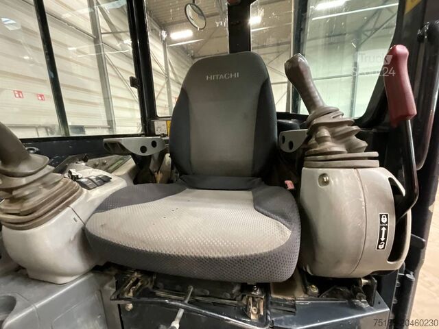 Mini excavator Hitachi ZX 48 U-5A CLR