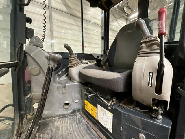 Mini excavator Hitachi ZX 48 U-5A CLR