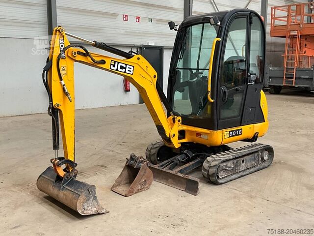 Mini ekskavatör JCB 8018