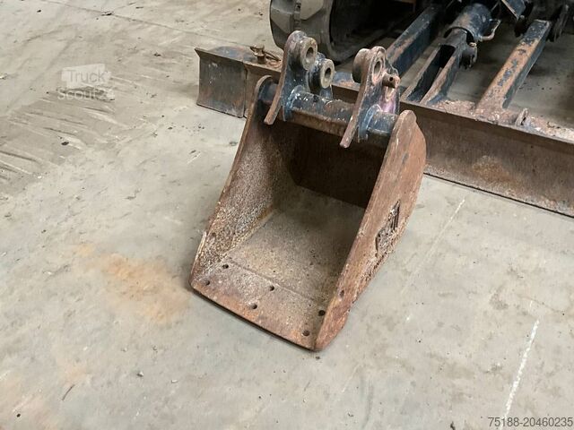 Mini ekskavatör JCB 8018