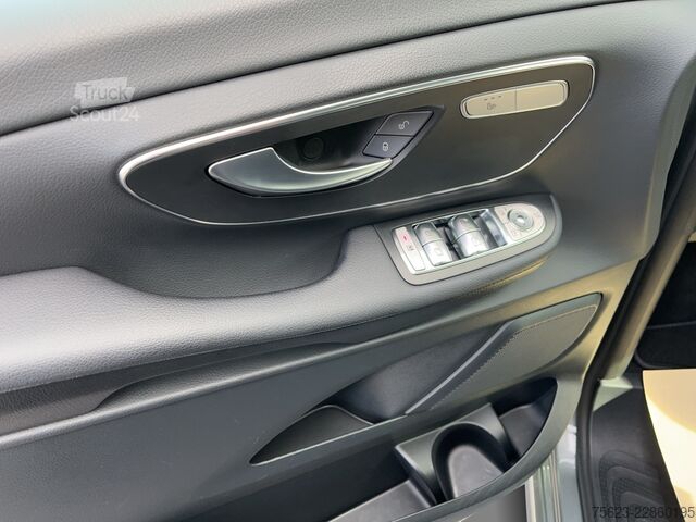Minibuss Mercedes-Benz V 250 d Edition 4x4 AMG Luft LED AHK Liege Leder Tisch