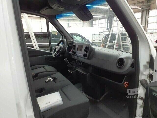 Transporter mit Koffer Mercedes-Benz Sprinter 316 CDI Koffer LBW