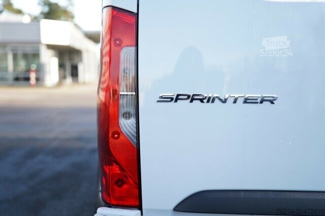 Ван с висока покривка Mercedes-Benz Sprinter 317 CDI Hochdach L2H2