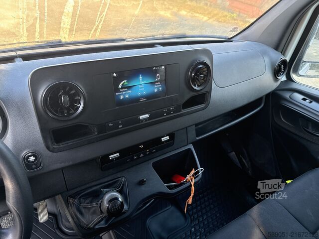 Furgon mixt 6 locuri Mercedes-Benz Sprinter 319 6 posti long