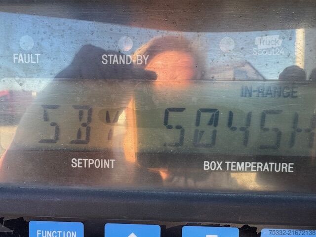 Geïsoleerde kastoplegger Merker 3 achs Carrier Maxima 1300 Portal 2,9m