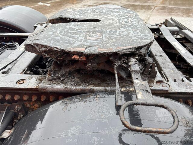 Standaard trekker Volvo FH 460 6x4 CNG / HYDRAULICS / RETARDER / TANDEM...