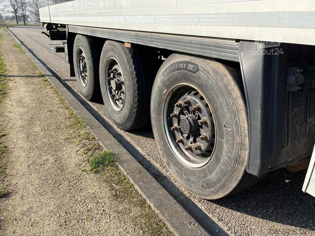 Transporte refrigerado/congelado Krone N/A Carrier Vector 1350 / Liftaxle / Loading li...