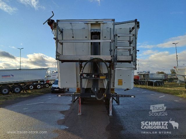 Tipper semitrailer Schmitz Cargobull Kipper Alukastenmulde 44m³