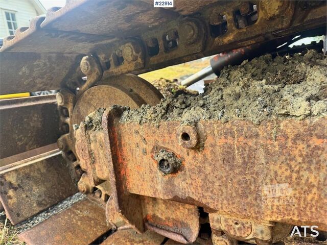 Raupenbagger Schaeff HR26 crawler excavator with 2 buckets.