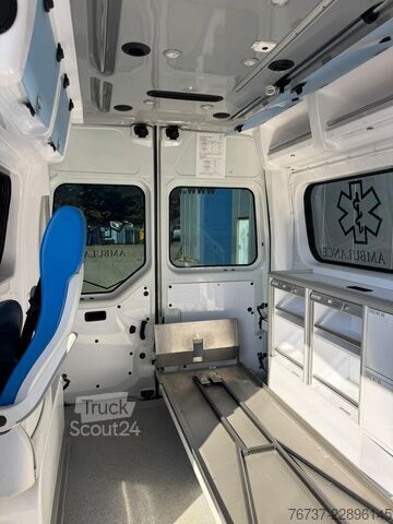 Ambulancia Renault Master **EURO 5-BELGIAN ORIGINE-AIRCO**