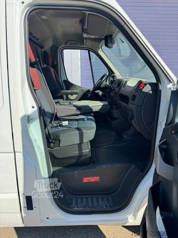 Ambulancia Renault Master **EURO 5-BELGIAN ORIGINE-AIRCO**