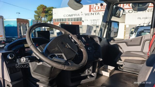 Dépanneuse RENAULT 26.440 C 6X2 EURO 6 + GRUA HMF