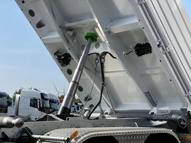 3-Seiten-Kipper Mercedes-Benz Arocs 3348 AK 6x6 Krankipper mit Fassi F195A2.24