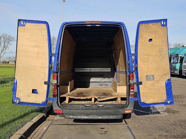 High-roof van MERCEDES-BENZ SPRINTER 314