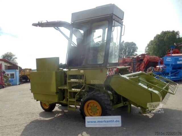 Picadora de forraje Fortschritt E 281+Maisschneidwerk