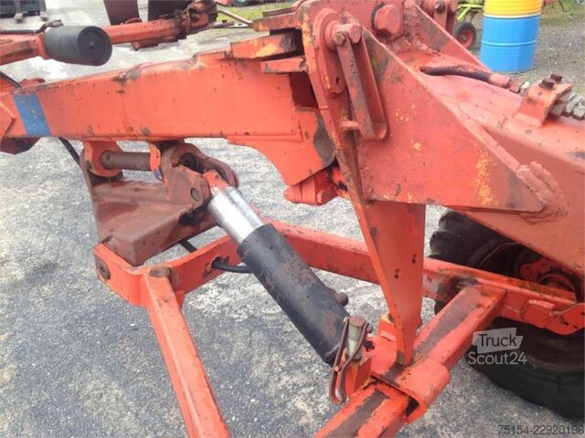 Wendepflug Kuhn SPF 6 NSH