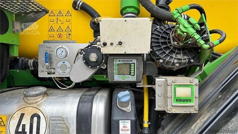 Pulverizador agrícola Dammann DT2500H S4 7000l 36m