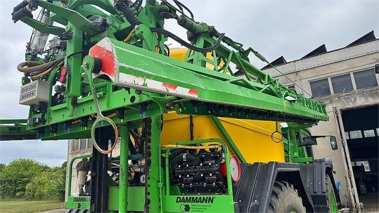 Pulverizador agrícola Dammann DT2500H S4 7000l 36m