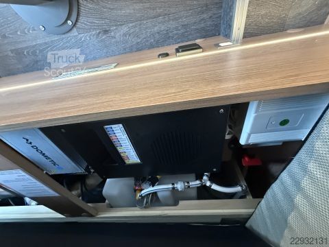 Autocaravana semi-integrada Weinsberg X-CURSION CUV 500 LT EDITION [PEPPER] nur 800km, Automatik, Garantie