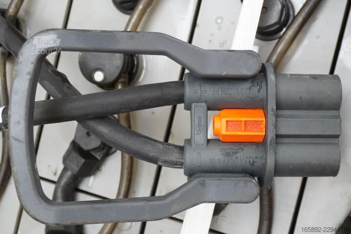 Batterie de chariot élévateur GRUMA 80 Volt 5 PzS 700 Ah