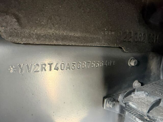 Standard-SZM Volvo FH 500 / 2 Tanks / I-Shift / TUV: 1-2027 / NL T...