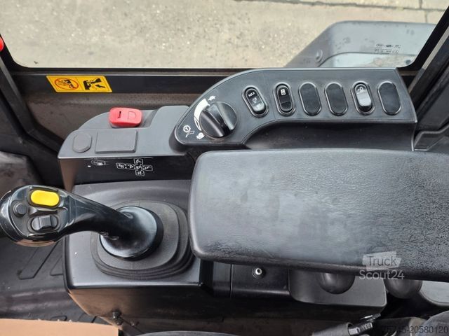 Radlader KOMATSU WA 200 * WENIG BELASTET * TOP * NEUE REIFEN