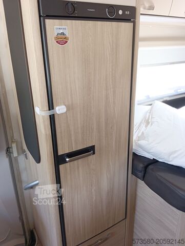 Polointegrovaný obytný automobil Fiat Ducato Carasuite 650 MF Teilintegriert | Voll ausgestattet