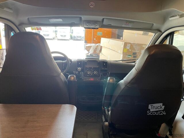 Teilintegriertes Wohnmobil Fiat Ducato Carasuite 650 MF Teilintegriert | Voll ausgestattet