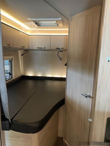 Teilintegriertes Wohnmobil Fiat Ducato Carasuite 650 MF Teilintegriert | Voll ausgestattet