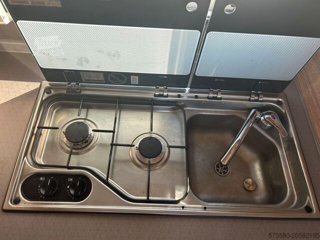 Yarı entegre karavan Etrusco T 6.9 SF (2022) – Ford Schaltgetriebe | Diesel | Teilintegriert