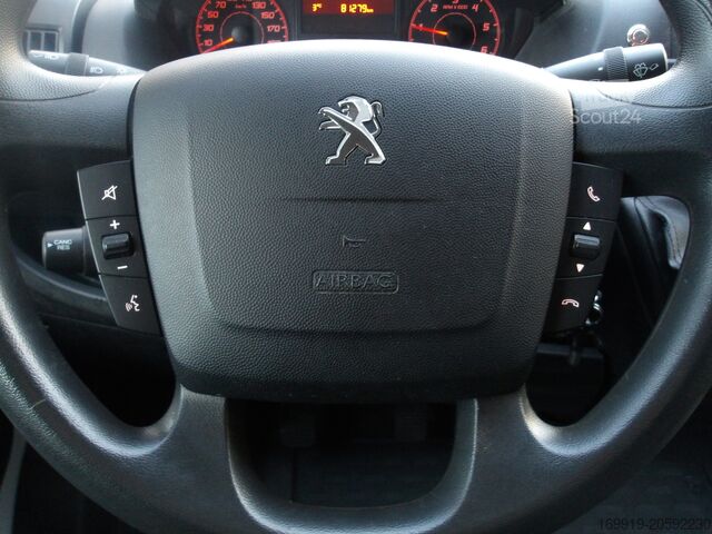 Fourgon Peugeot Boxer