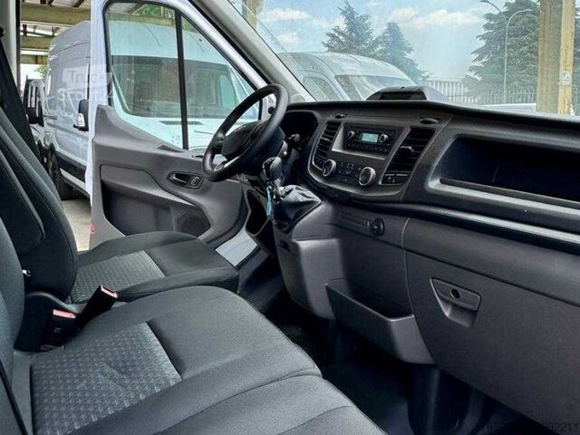 Specializētais kravas auto Ford Transit